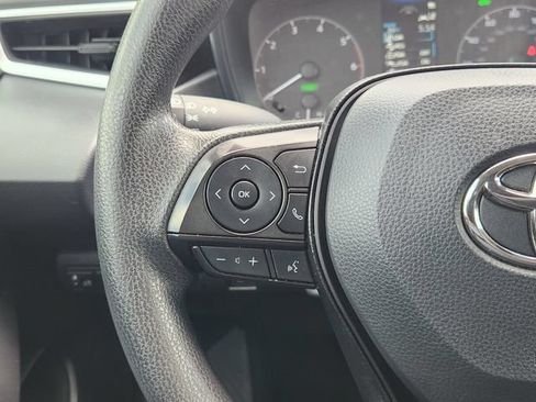 Certified 2025 Toyota Corolla LE FWD image 27