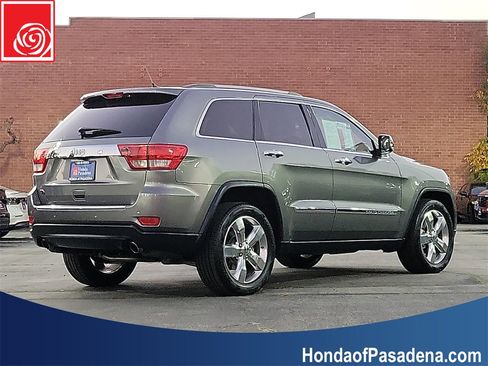Used 2011 Jeep Grand Cherokee Overland Summit image 2
