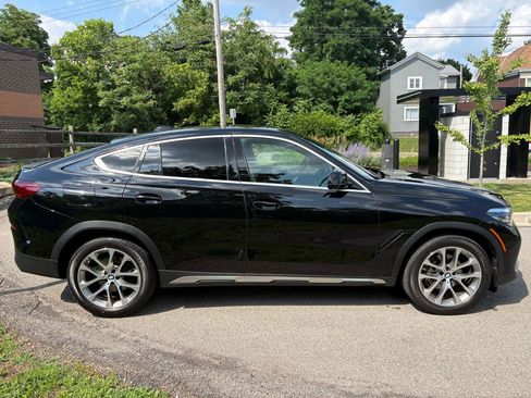 Used 2021 BMW X6 xDrive40i AWD/4WD image 10