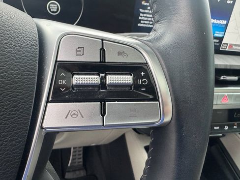 Used 2024 Kia Telluride SX image 15