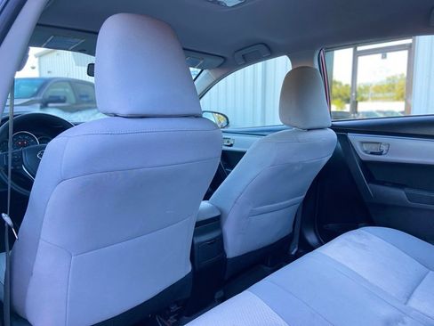 Used 2014 Toyota Corolla LE FWD image 19