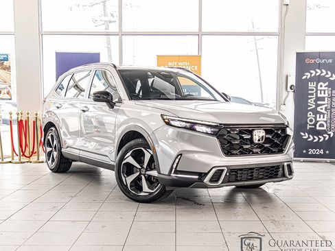 Used 2023 Honda CR-V Sport Touring image 3