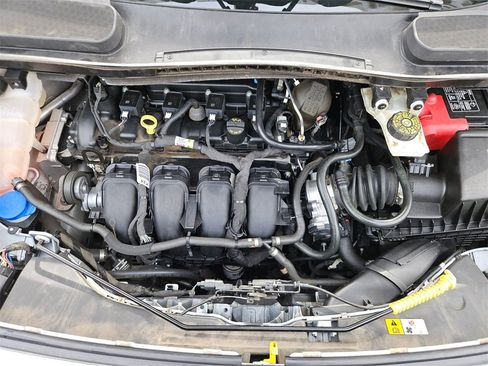 Used 2022 Ford Transit Connect XLT image 31