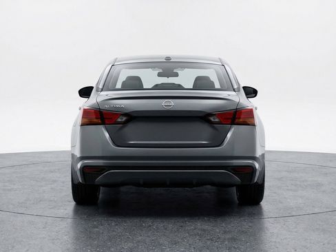 Used 2025 Nissan Altima 2.5 SV image 7