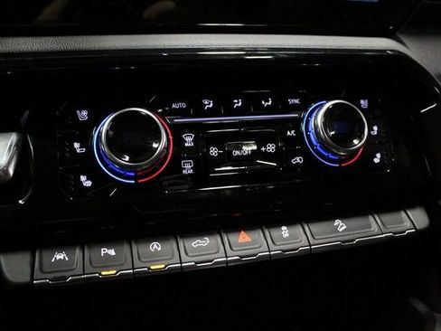 New 2026 GMC Sierra 1500 AT4 w/ AT4 Premium Package image 28