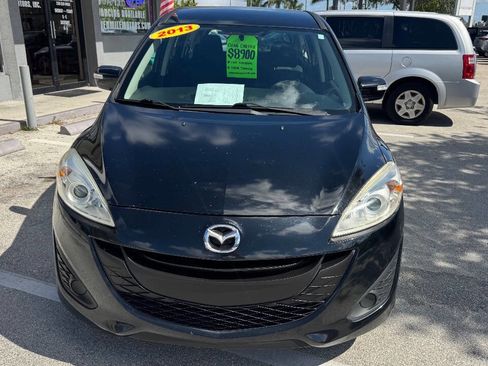 Used 2013 MAZDA MAZDA5 Sport image 2
