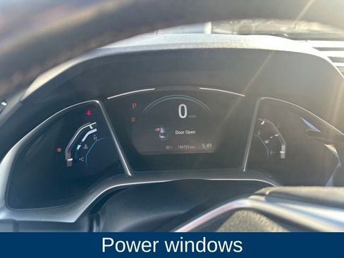 Used 2019 Honda Civic Touring image 11