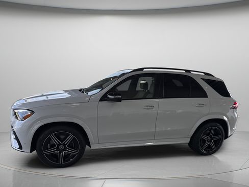 New 2026 Mercedes-Benz GLE 350 4MATIC image 2
