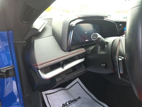 Used 2021 Chevrolet Corvette Stingray Coupe w/ 1LT image 15