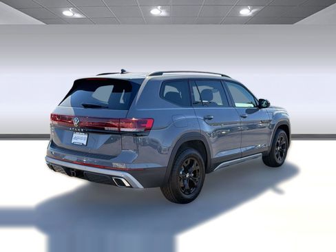 New 2026 Volkswagen Atlas Peak Edition AWD/4WD image 9