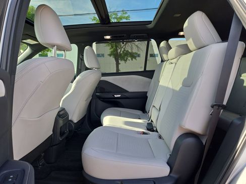 Certified 2025 Lexus TX 350 AWD w/ Technology Package image 13