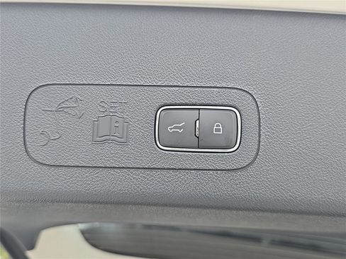 New 2025 Lincoln Aviator 2WD w/ Equipment Group 101A image 14