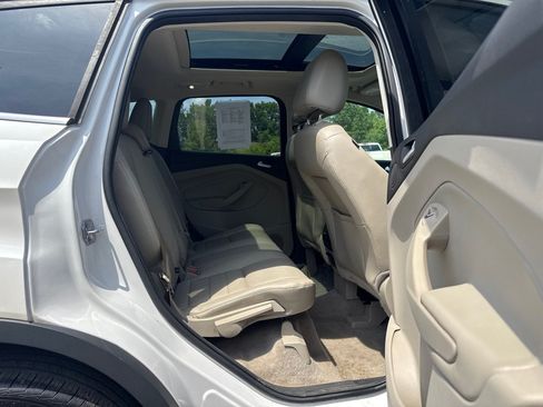 Used 2015 Ford Escape Titanium AWD/4WD image 13