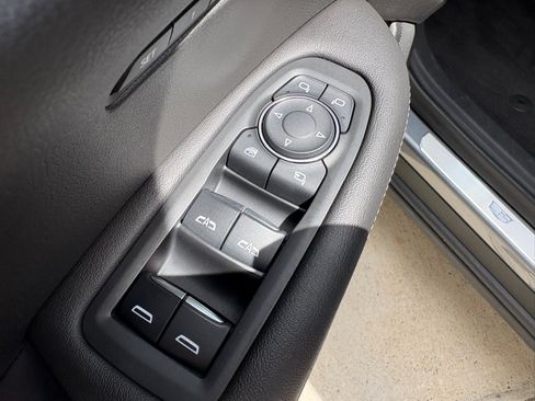 Used 2021 Cadillac XT6 Premium Luxury FWD image 12