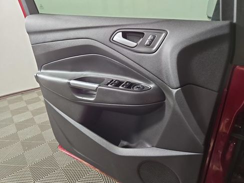 Used 2017 Ford Escape SE FWD image 27