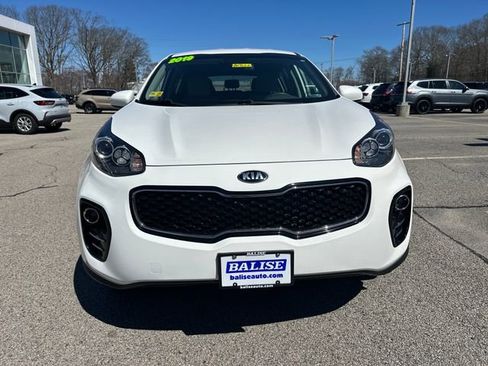 Used 2019 Kia Sportage LX image 2