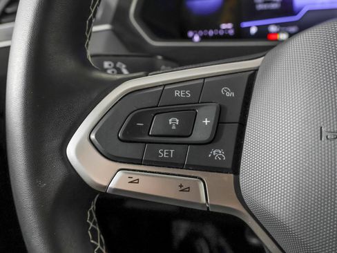 Certified 2024 Volkswagen Tiguan SE AWD/4WD image 27