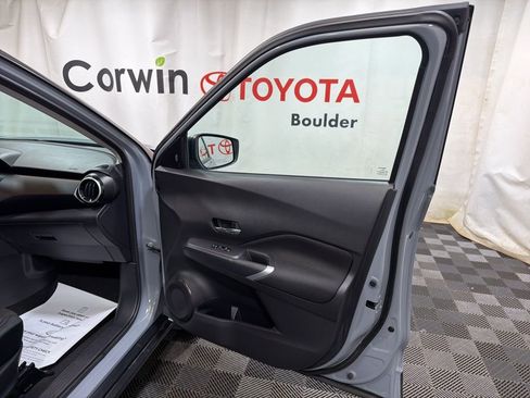 Used 2023 Nissan Kicks SV image 10