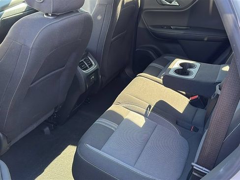 Used 2023 Chevrolet Blazer LT w/ Convenience Package FWD image 9