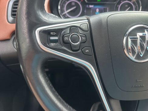 Used 2017 Buick Regal Sport Touring FWD image 20