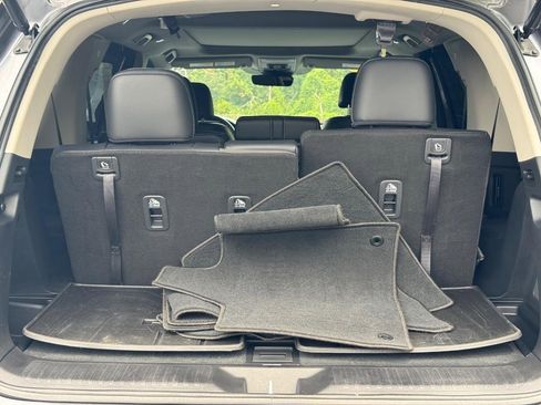 Used 2023 Honda Pilot Elite image 4