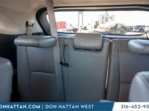 Used 2020 Toyota Highlander Platinum image 26