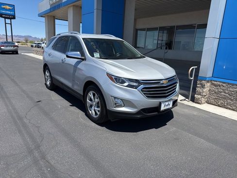 Used 2021 Chevrolet Equinox Premier FWD image 1