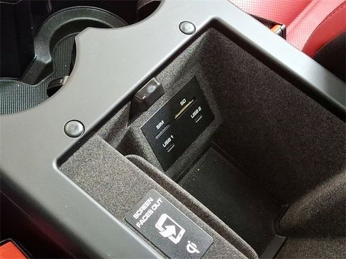 Used 2024 Porsche Macan S image 24