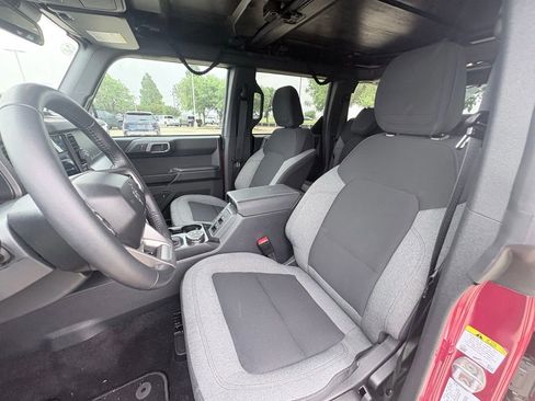 Used 2025 Ford Bronco Big Bend AWD/4WD image 6
