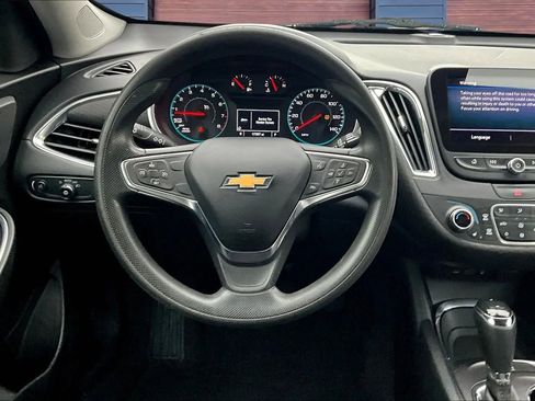 Used 2019 Chevrolet Malibu LT image 5