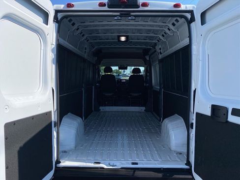 Used 2026 RAM ProMaster 2500 w/ Convenience Group FWD image 20
