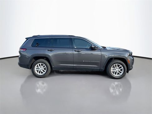 Used 2024 Jeep Grand Cherokee L Laredo image 8