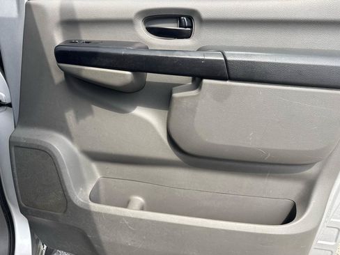 Used 2018 Nissan NV 2500 S RWD image 17