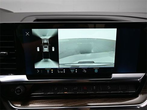 Used 2025 Chevrolet Silverado 2500 LT w/ Texas Edition image 31