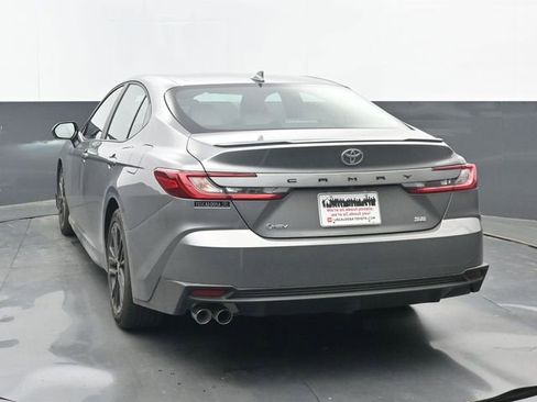 Used 2026 Toyota Camry SE image 18