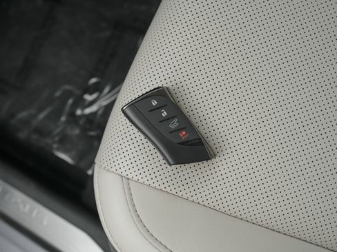 Used 2024 Lexus RX 350 FWD w/ Technology Package image 45