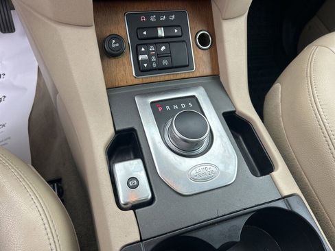 Used 2016 Land Rover LR4 HSE image 11