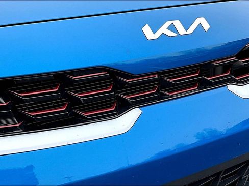 Used 2022 Kia Forte GT image 34