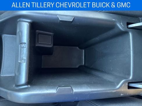 Used 2021 Chevrolet Colorado LT image 27