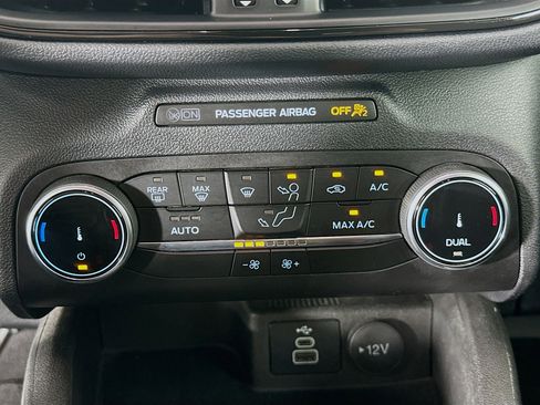 Used 2024 Ford Escape ST-Line image 23