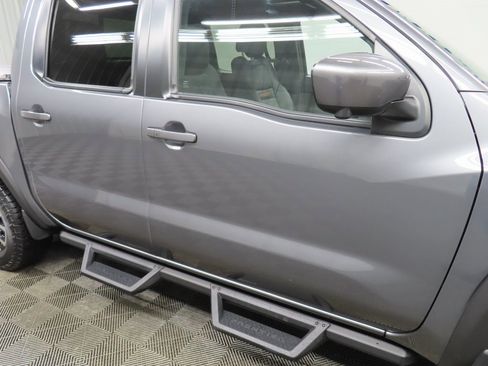 Used 2023 Nissan Frontier PRO-4X image 30