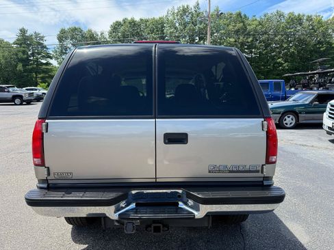 Used 1999 Chevrolet Tahoe 4WD 2-Door w/ Preferred Equipment Group image 11