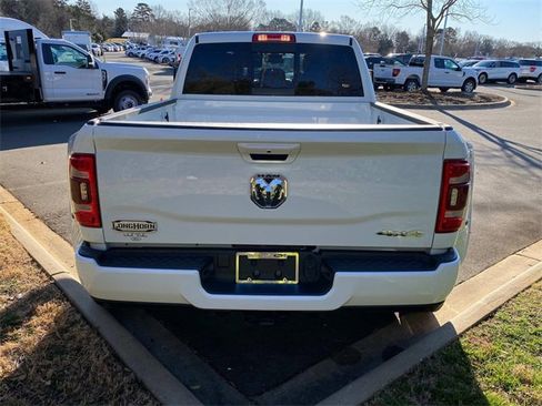 Used 2023 RAM 3500 Limited image 32