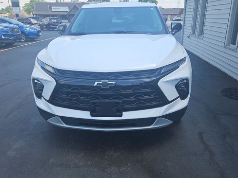 Used 2023 Chevrolet Blazer LT w/ Convenience Package FWD image 7