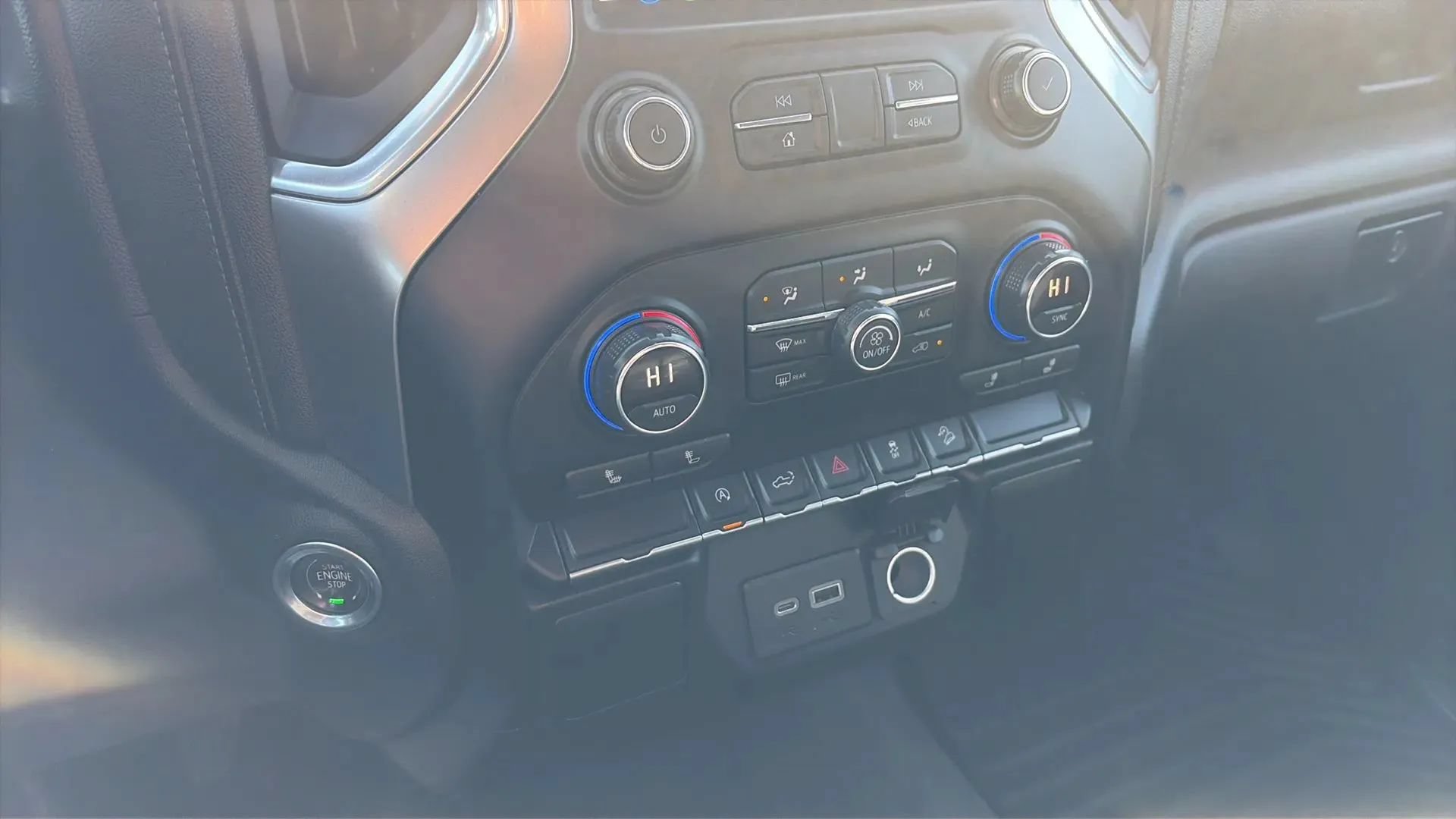Used 2019 Chevrolet Silverado 1500 RST w/ All-Star Edition AWD/4WD image 21