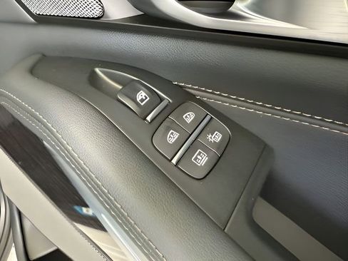 Used 2026 BMW X7 xDrive40i w/ M Sport Package image 30