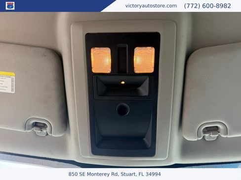 Used 2018 RAM 3500 Tradesman w/ Chrome Appearance Group RWD image 39