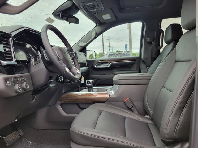 New 2026 Chevrolet Silverado 1500 LT Trail Boss w/ Convenience Package II AWD/4WD image 8
