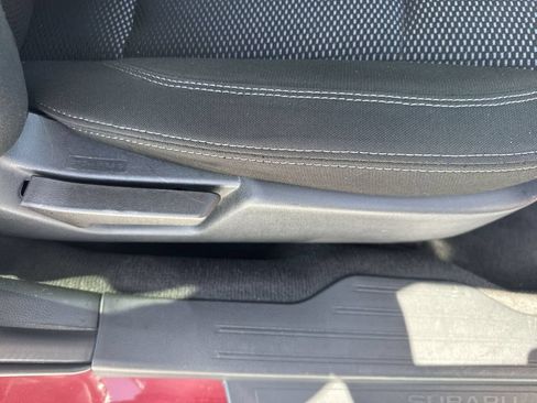 Used 2019 Subaru Outback 2.5i Premium AWD/4WD image 45