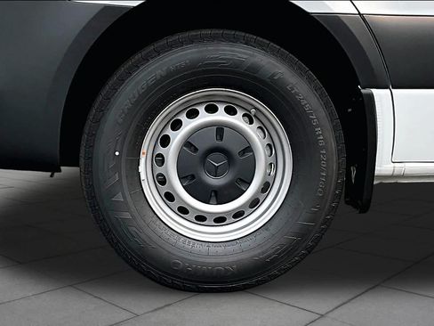 New 2026 Mercedes-Benz Sprinter 2500 image 17